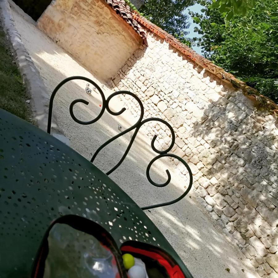 Gite 3 Etoiles Avec Spa, 2 Chambres Le Logis De Pearl Salles-sur-Mer エクステリア 写真
