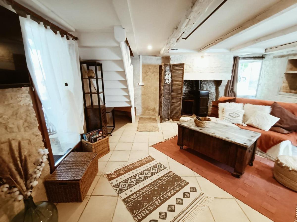 Gite 3 Etoiles Avec Spa, 2 Chambres Le Logis De Pearl Salles-sur-Mer エクステリア 写真